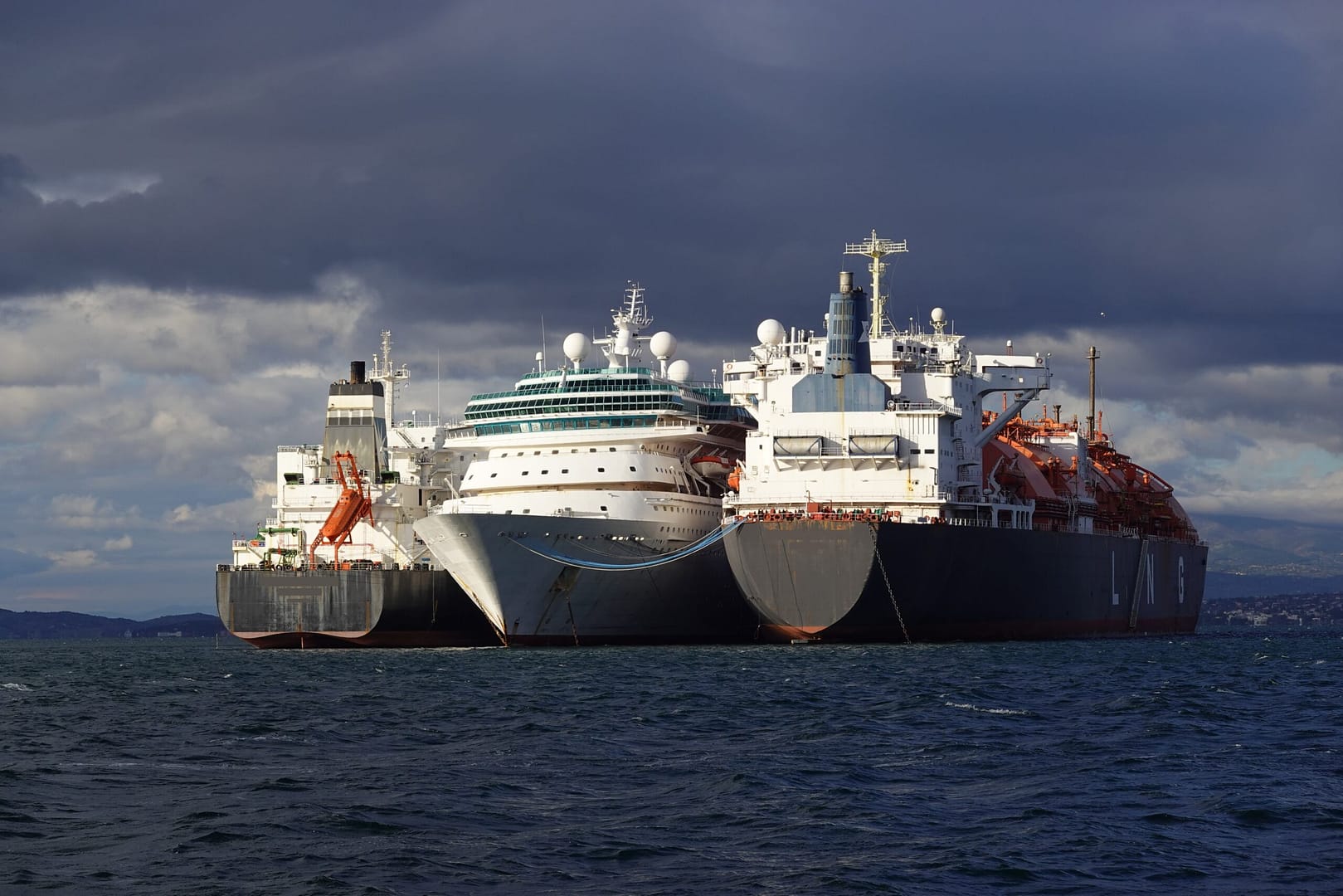 Layup Raft Europe LNG Carriers Cold Layup Europe