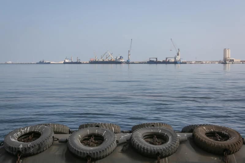 Layup-Port-Middle-East-new